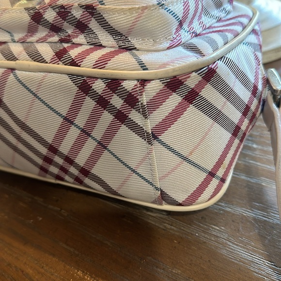 Burberry London Blue label cross body bag - Picture 11 of 14